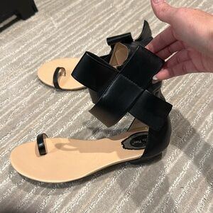 Bow ankle sandal 7.5